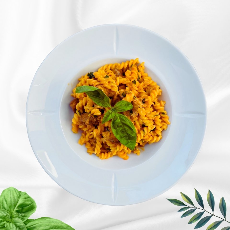 Fusilli à la sauce tomate et au basilic